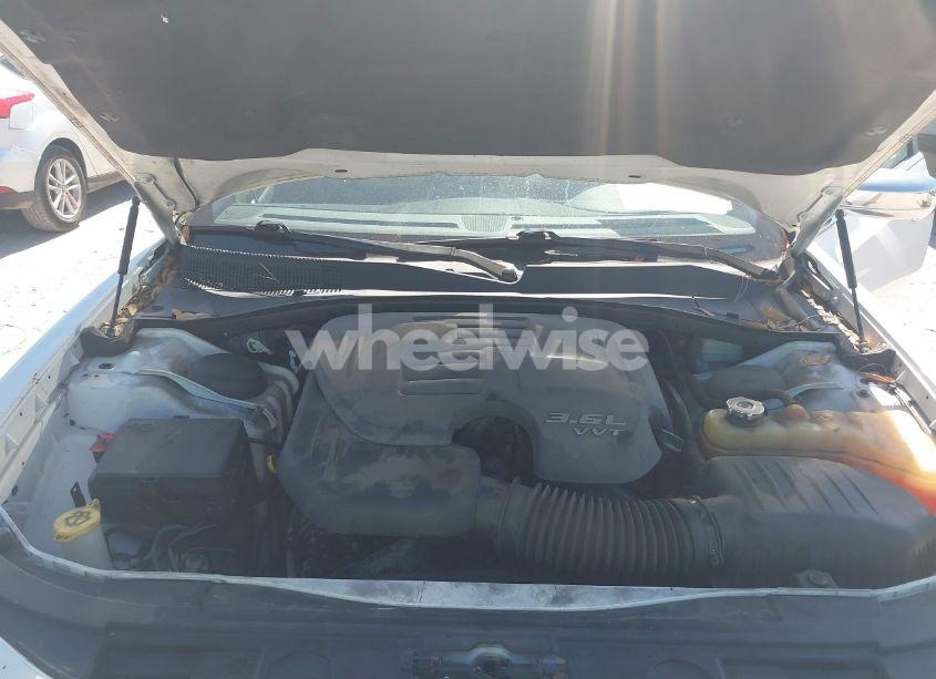 Photo 10 of 2012 Chrysler 300 LIMITED (VIN 2C3CCACG1CH155034)