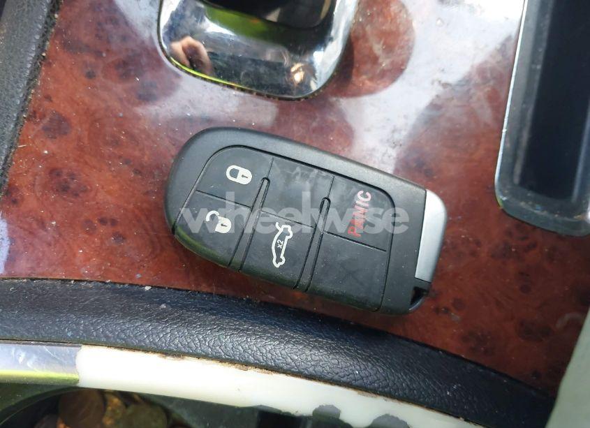 Photo 11 of 2012 Chrysler 300 LIMITED (VIN 2C3CCACG1CH199728)