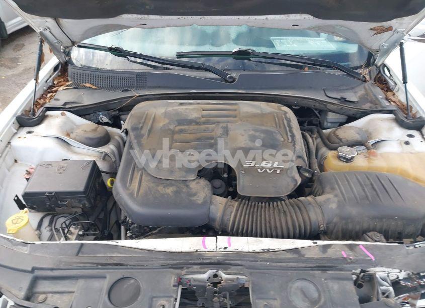 Photo 10 of 2012 Chrysler 300 LIMITED (VIN 2C3CCACG1CH249656)