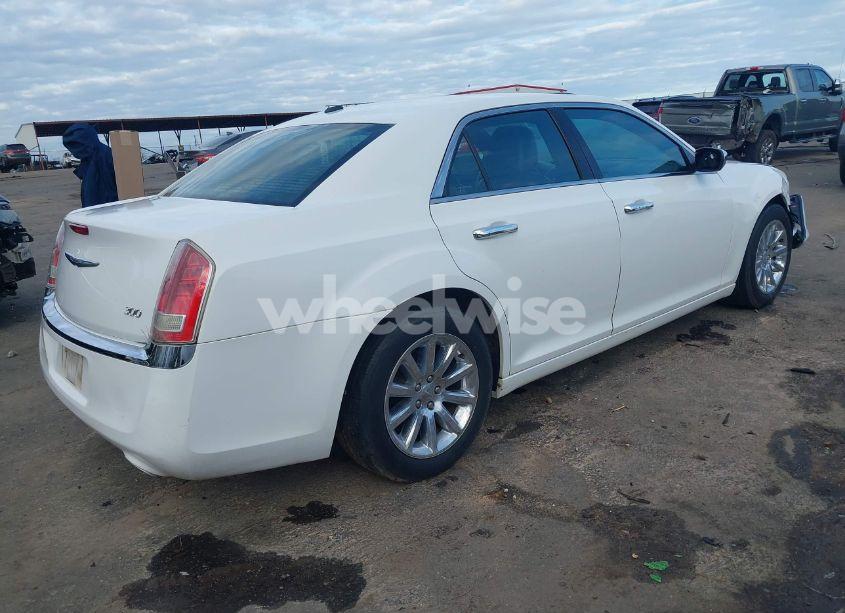 Photo 4 of 2012 Chrysler 300 LIMITED (VIN 2C3CCACG1CH249656)