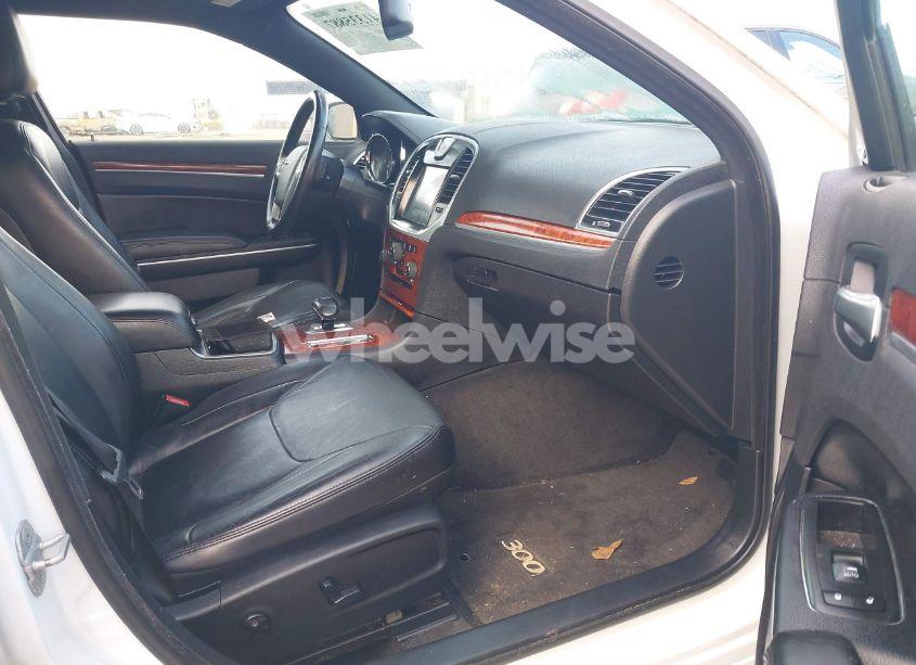 Photo 5 of 2012 Chrysler 300 LIMITED (VIN 2C3CCACG1CH249656)