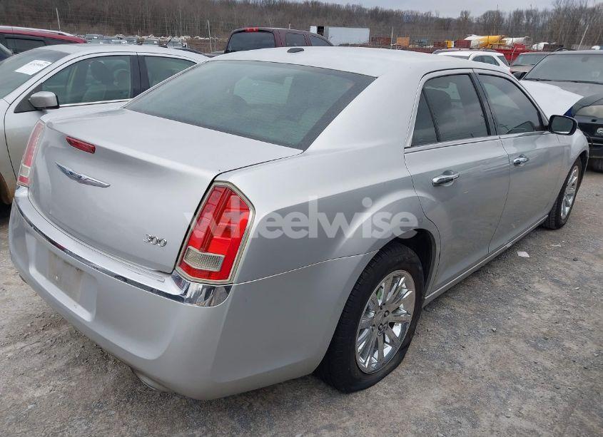 Photo 4 of 2012 Chrysler 300 LIMITED (VIN 2C3CCACG1CH310648)