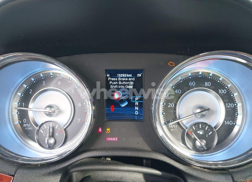 Photo 7 of 2012 Chrysler 300 LIMITED (VIN 2C3CCACG2CH210428)