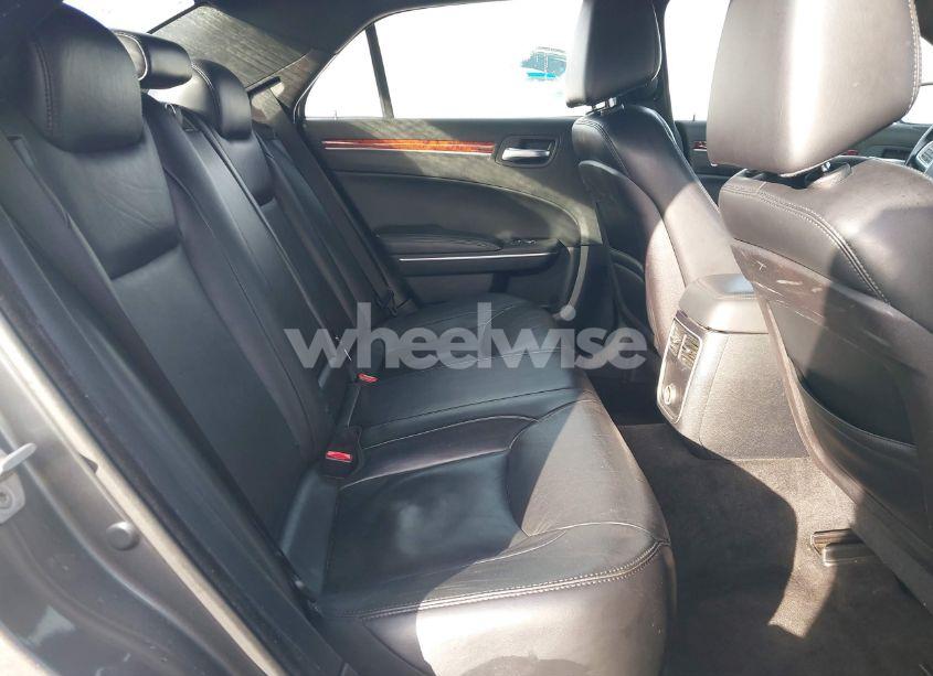 Photo 8 of 2012 Chrysler 300 LIMITED (VIN 2C3CCACG2CH210428)