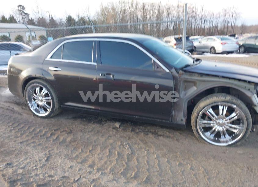 Photo 13 of 2012 Chrysler 300 LIMITED (VIN 2C3CCACG3CH173342)
