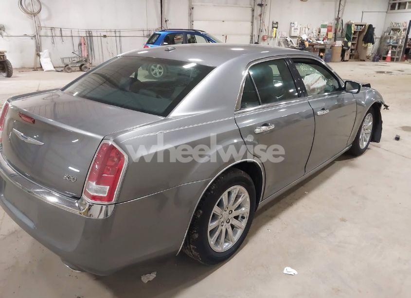 Photo 4 of 2012 Chrysler 300 LIMITED (VIN 2C3CCACG3CH173700)