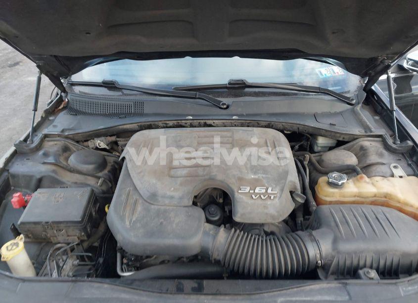 Photo 10 of 2012 Chrysler 300 LIMITED (VIN 2C3CCACG3CH225326)