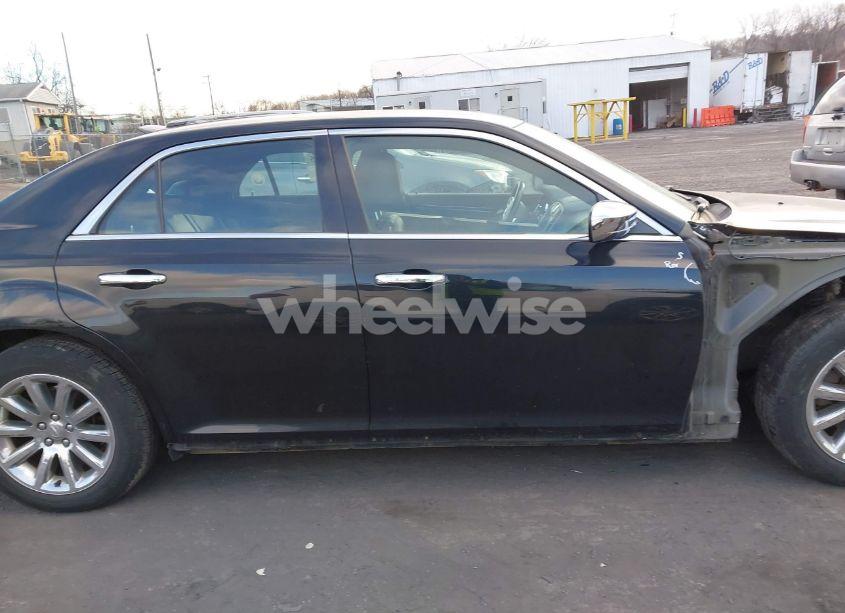 Photo 13 of 2012 Chrysler 300 LIMITED (VIN 2C3CCACG3CH225326)