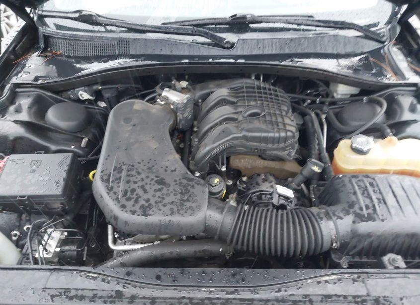 Photo 10 of 2012 Chrysler 300 LIMITED (VIN 2C3CCACG3CH274400)