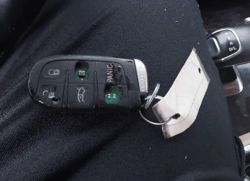 Photo 11 of 2012 Chrysler 300 LIMITED (VIN 2C3CCACG3CH274400)