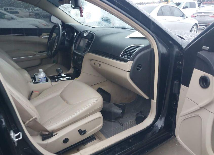 Photo 5 of 2012 Chrysler 300 LIMITED (VIN 2C3CCACG3CH274400)