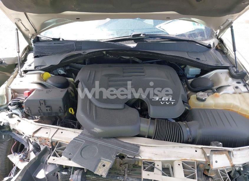 Photo 10 of 2012 Chrysler 300 LIMITED (VIN 2C3CCACG3CH279869)