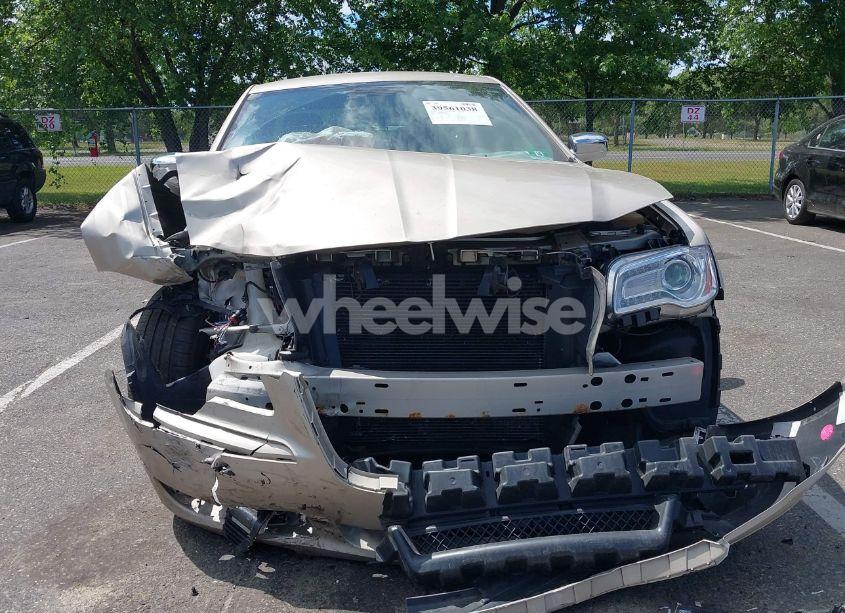 Photo 6 of 2012 Chrysler 300 LIMITED (VIN 2C3CCACG3CH279869)