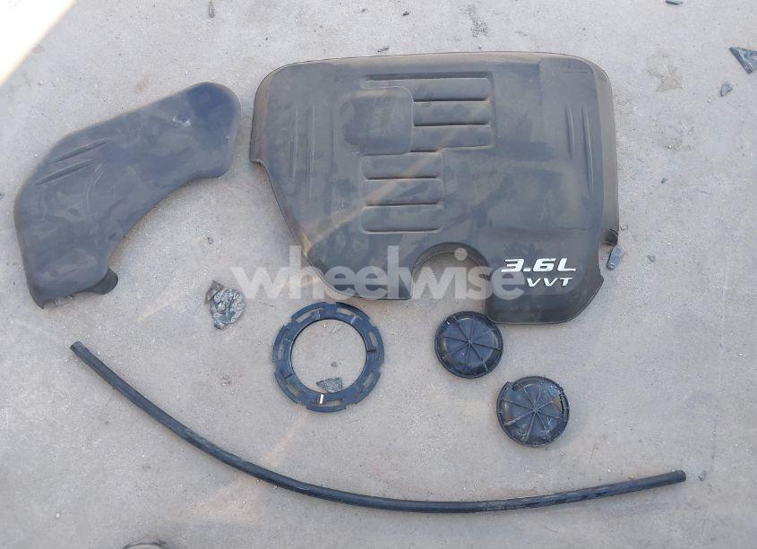 Photo 12 of 2012 Chrysler 300 LIMITED (VIN 2C3CCACG4CH169557)