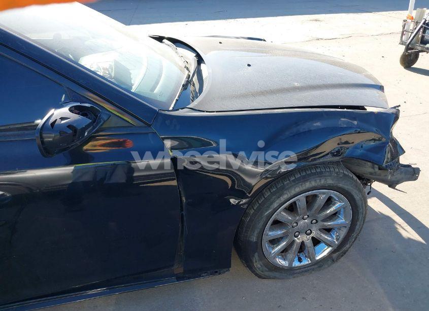 Photo 13 of 2012 Chrysler 300 LIMITED (VIN 2C3CCACG4CH169557)