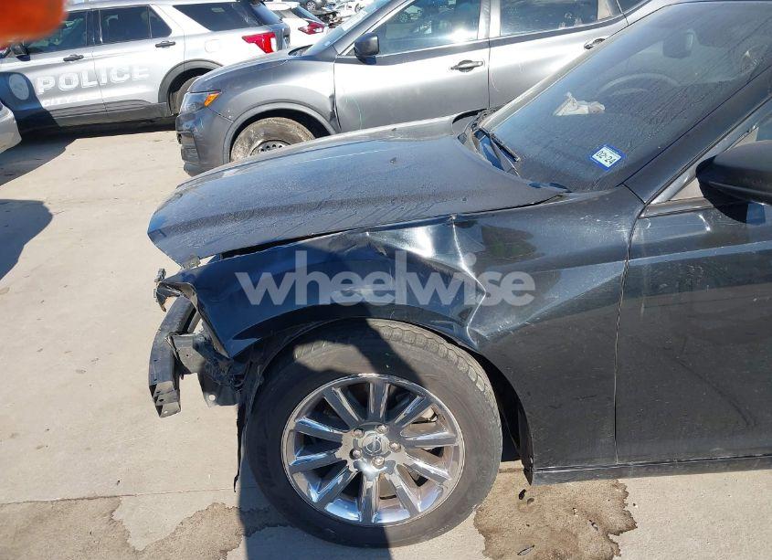 Photo 14 of 2012 Chrysler 300 LIMITED (VIN 2C3CCACG4CH169557)