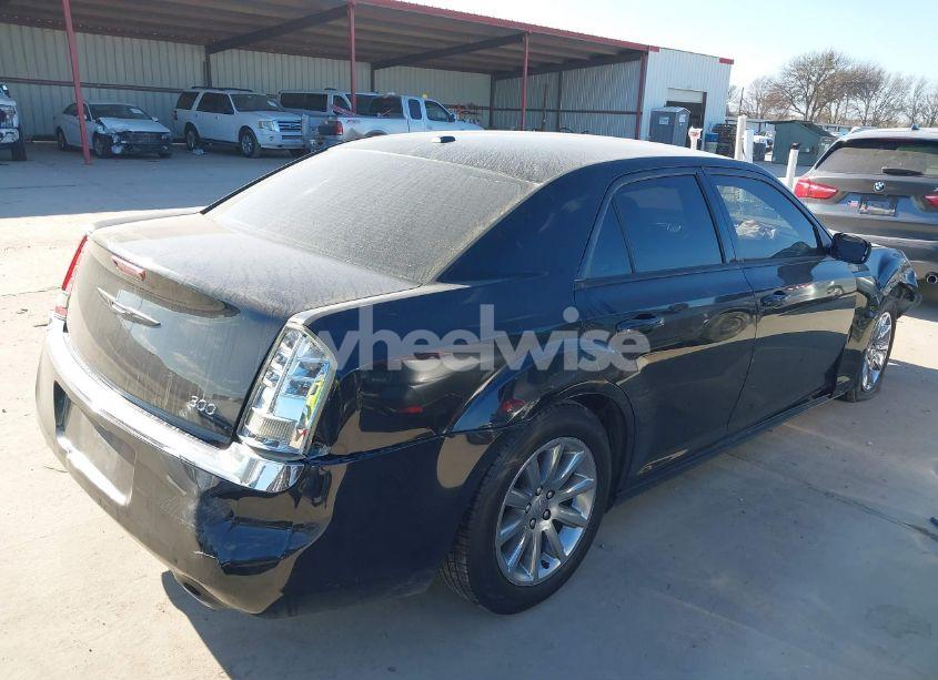 Photo 4 of 2012 Chrysler 300 LIMITED (VIN 2C3CCACG4CH169557)