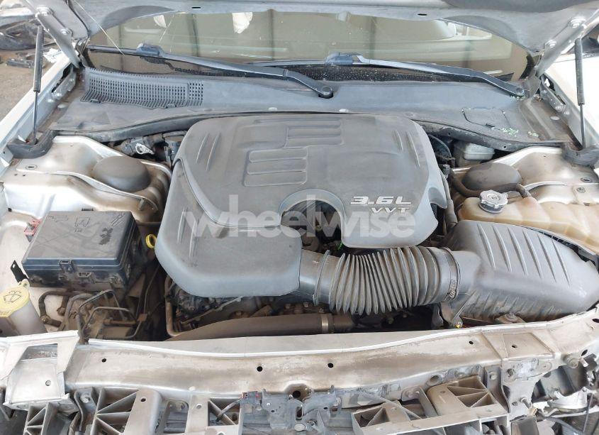 Photo 10 of 2012 Chrysler 300 LIMITED (VIN 2C3CCACG4CH223309)