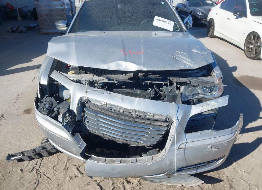 Photo 13 of 2012 Chrysler 300 LIMITED (VIN 2C3CCACG4CH223679)