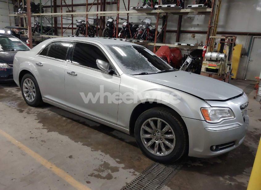 2012 Chrysler 300 LIMITED (VIN 2C3CCACG4CH231460) main photo