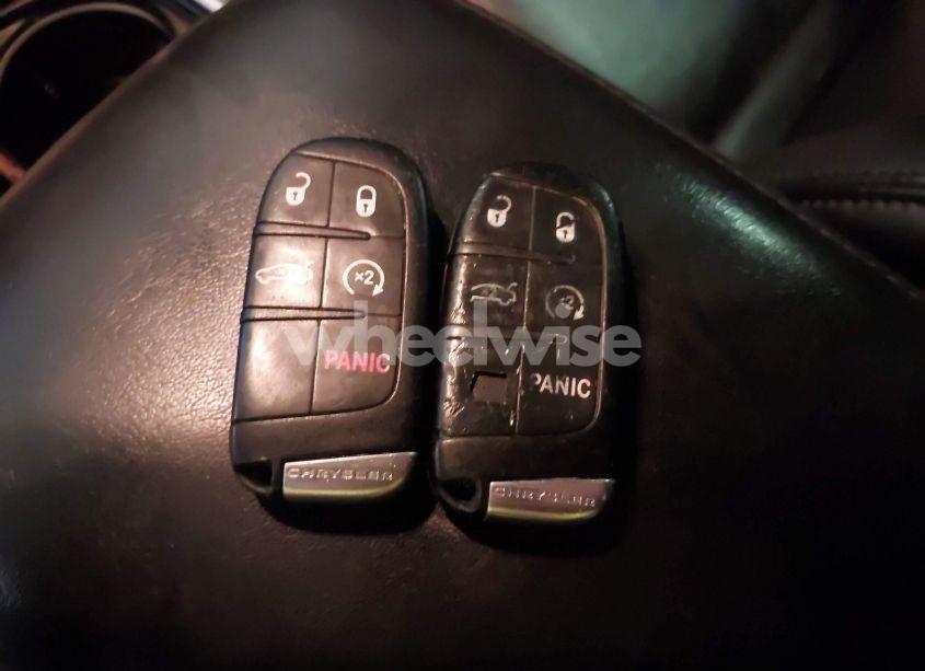 Photo 11 of 2012 Chrysler 300 LIMITED (VIN 2C3CCACG4CH231460)