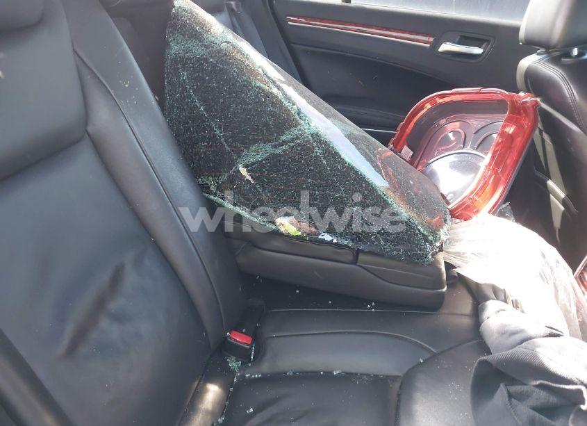 Photo 8 of 2012 Chrysler 300 LIMITED (VIN 2C3CCACG4CH309199)