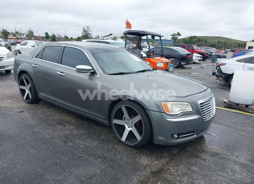 2012 Chrysler 300 LIMITED (VIN 2C3CCACG5CH193074) main photo