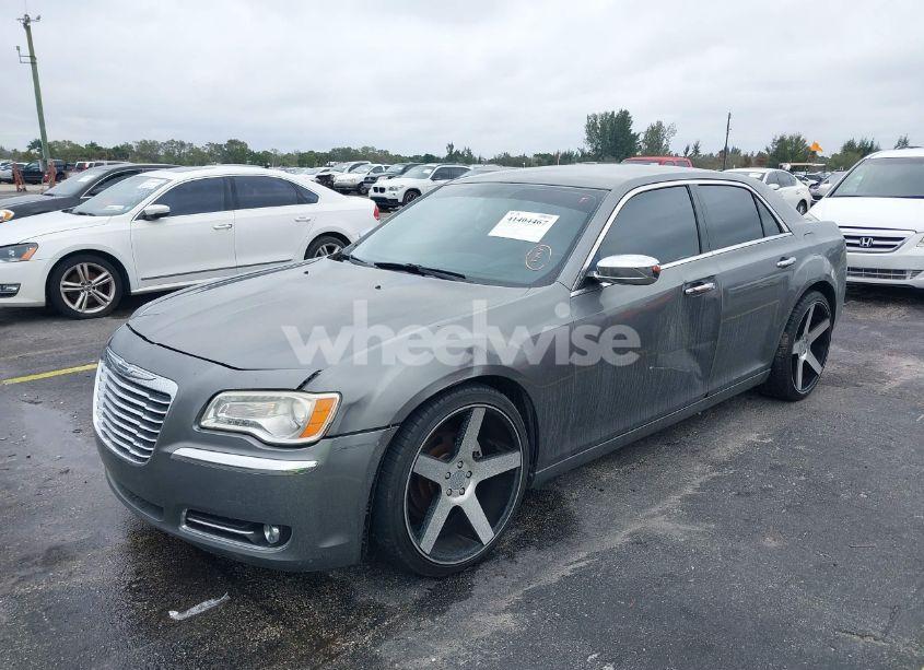 Photo 2 of 2012 Chrysler 300 LIMITED (VIN 2C3CCACG5CH193074)