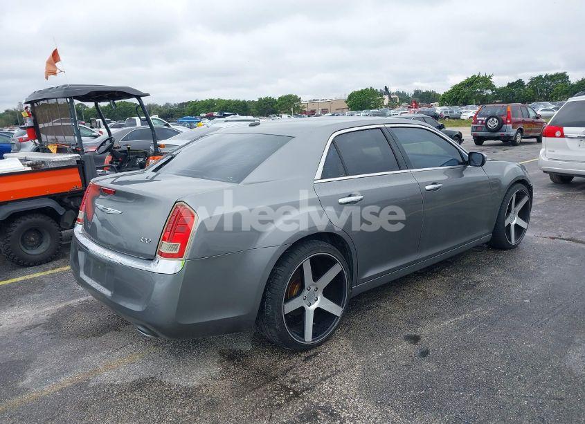 Photo 4 of 2012 Chrysler 300 LIMITED (VIN 2C3CCACG5CH193074)