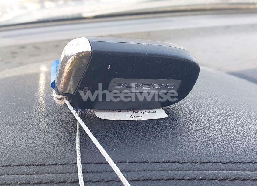 Photo 11 of 2012 Chrysler 300 LIMITED (VIN 2C3CCACG6CH309673)