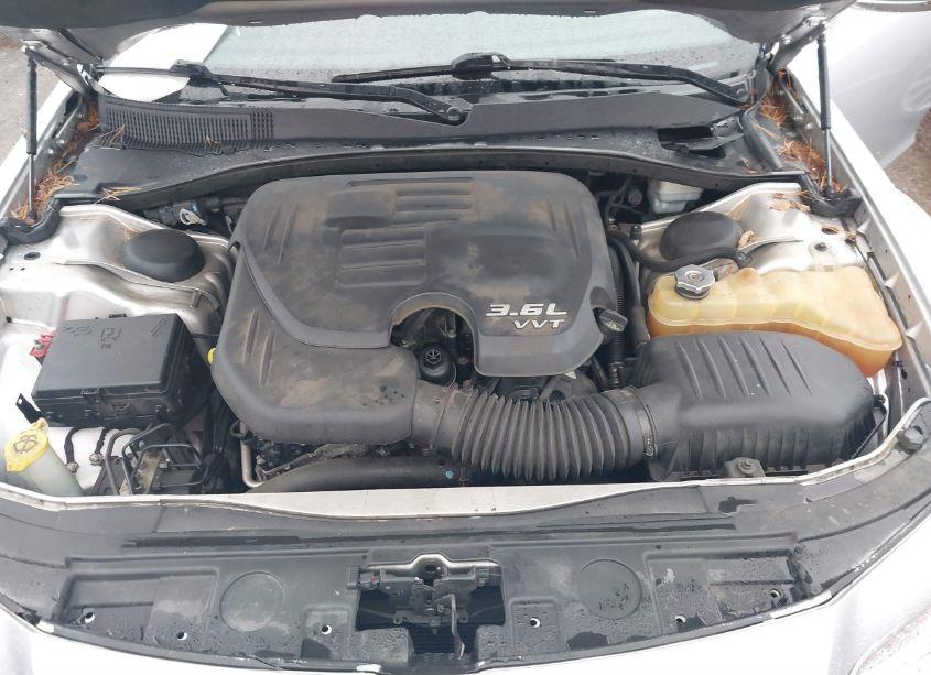 Photo 10 of 2012 Chrysler 300 LIMITED (VIN 2C3CCACG6CH309821)