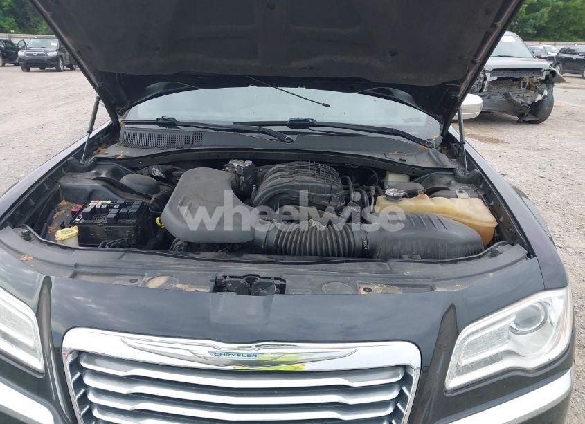 Photo 10 of 2012 Chrysler 300 LIMITED (VIN 2C3CCACG7CH198230)