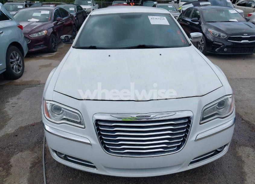 Photo 6 of 2012 Chrysler 300 LIMITED (VIN 2C3CCACG7CH212451)