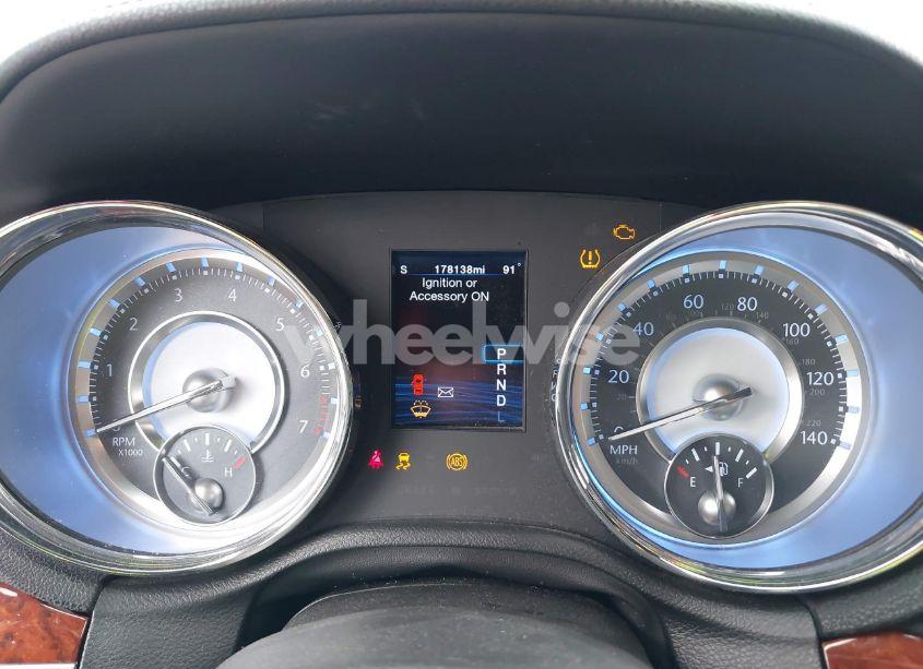 Photo 7 of 2012 Chrysler 300 LIMITED (VIN 2C3CCACG7CH212451)