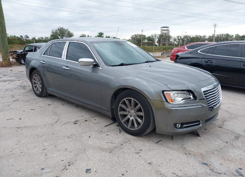 2012 Chrysler 300 LIMITED (VIN 2C3CCACG7CH216435) main photo