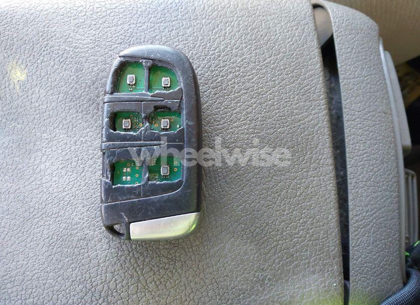 Photo 11 of 2012 Chrysler 300 LIMITED (VIN 2C3CCACG7CH245367)