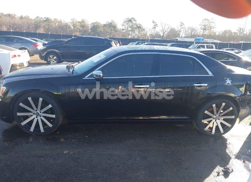 Photo 15 of 2012 Chrysler 300 LIMITED (VIN 2C3CCACG7CH245367)