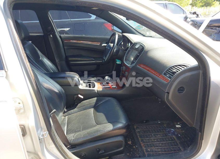 Photo 5 of 2012 Chrysler 300 LIMITED (VIN 2C3CCACG7CH283374)