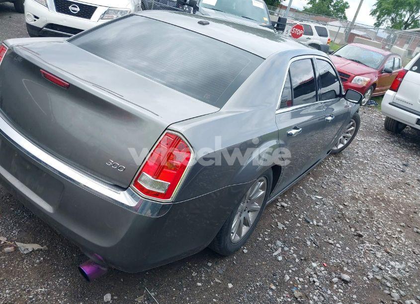 Photo 4 of 2012 Chrysler 300 LIMITED (VIN 2C3CCACG7CH310847)