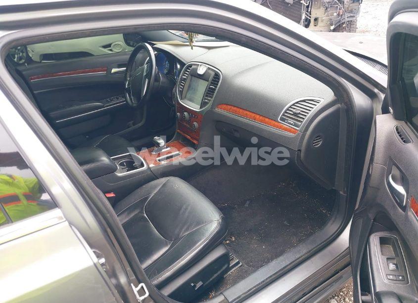 Photo 5 of 2012 Chrysler 300 LIMITED (VIN 2C3CCACG7CH310847)