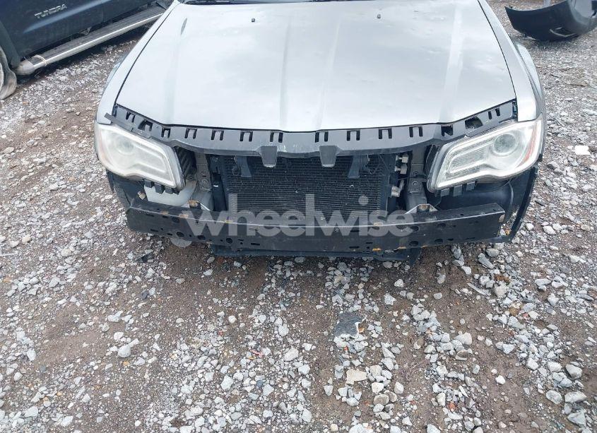 Photo 6 of 2012 Chrysler 300 LIMITED (VIN 2C3CCACG7CH310847)