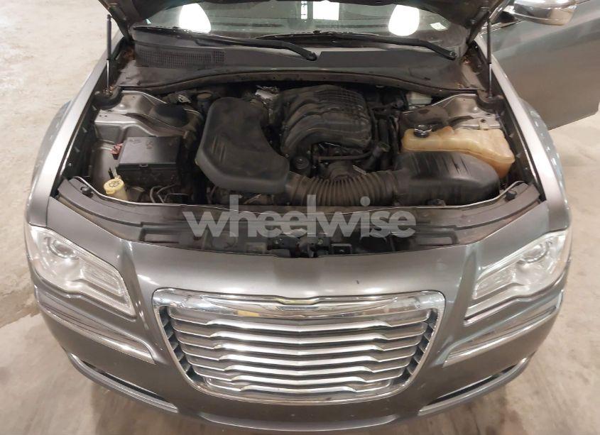 Photo 10 of 2012 Chrysler 300 LIMITED (VIN 2C3CCACG7CH310895)