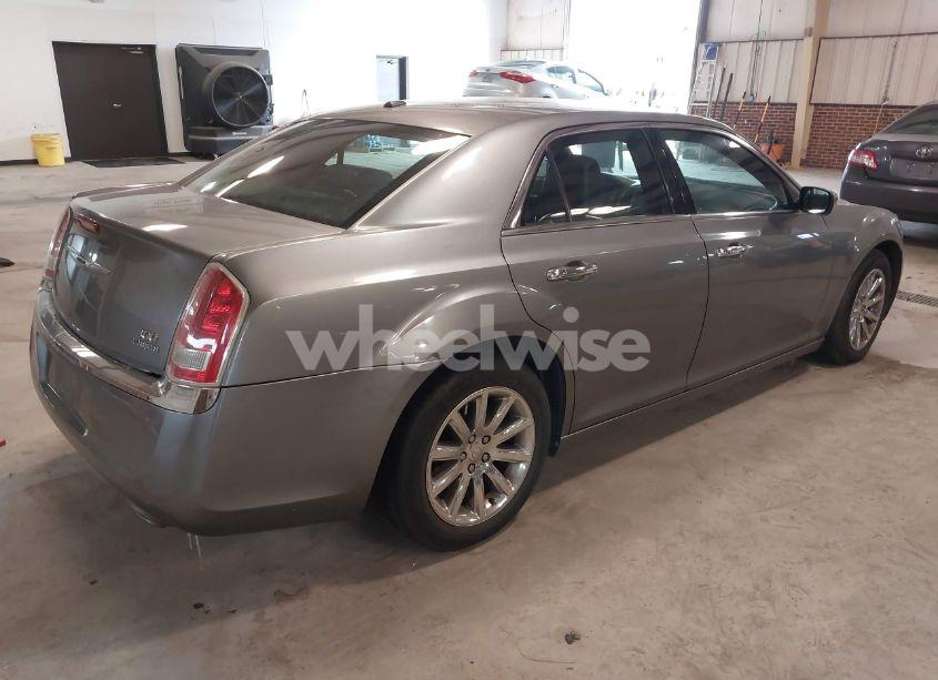 Photo 4 of 2012 Chrysler 300 LIMITED (VIN 2C3CCACG7CH310895)