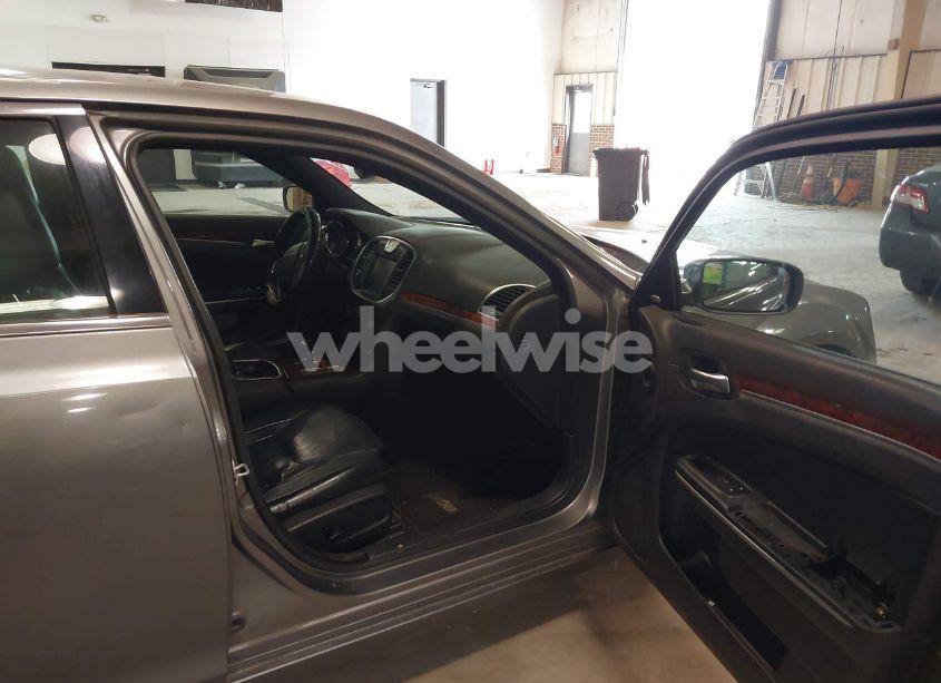 Photo 5 of 2012 Chrysler 300 LIMITED (VIN 2C3CCACG7CH310895)