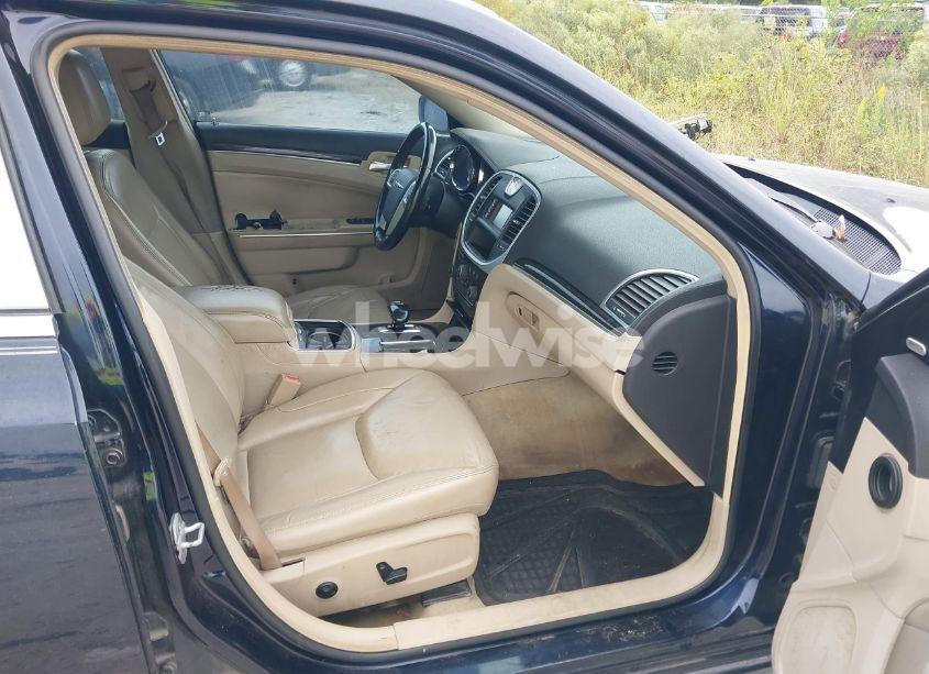 Photo 5 of 2012 Chrysler 300 LIMITED (VIN 2C3CCACG8CH138702)