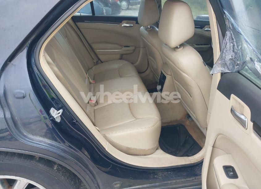 Photo 8 of 2012 Chrysler 300 LIMITED (VIN 2C3CCACG8CH138702)