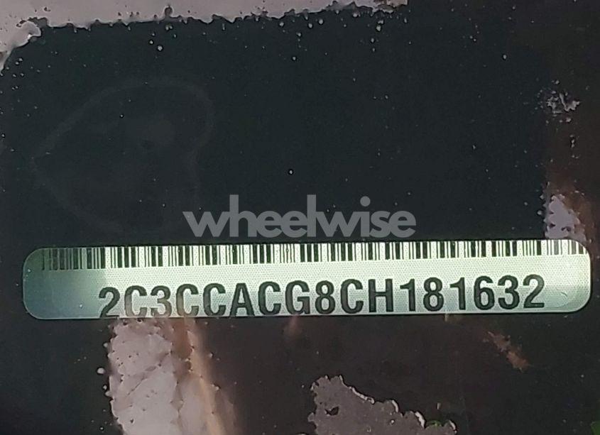 Photo 9 of 2012 Chrysler 300 LIMITED (VIN 2C3CCACG8CH181632)