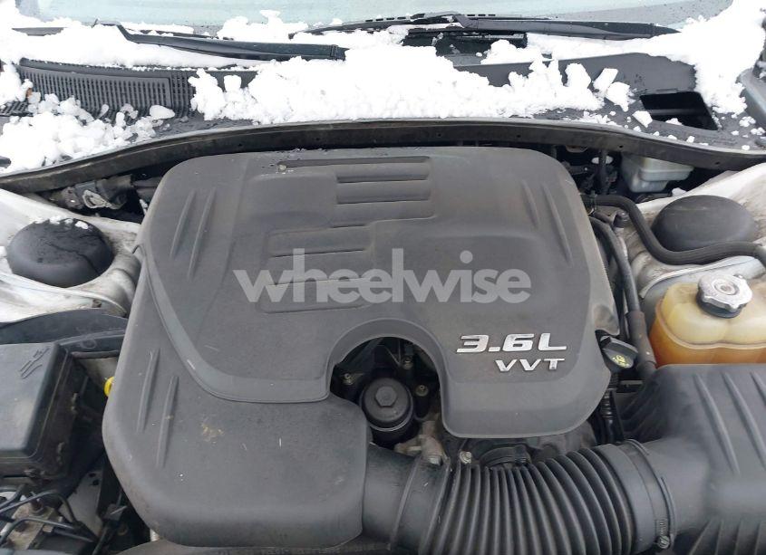 Photo 10 of 2012 Chrysler 300 LIMITED (VIN 2C3CCACG8CH207856)