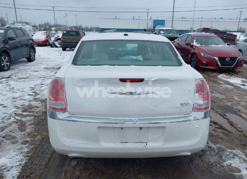 Photo 16 of 2012 Chrysler 300 LIMITED (VIN 2C3CCACG8CH207856)