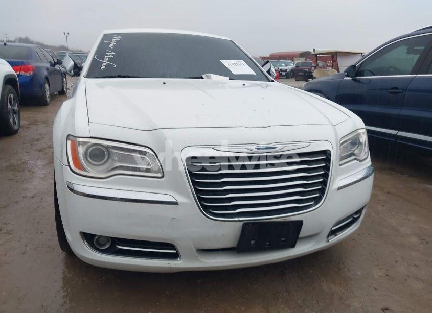 Photo 6 of 2012 Chrysler 300 LIMITED (VIN 2C3CCACG8CH223037)